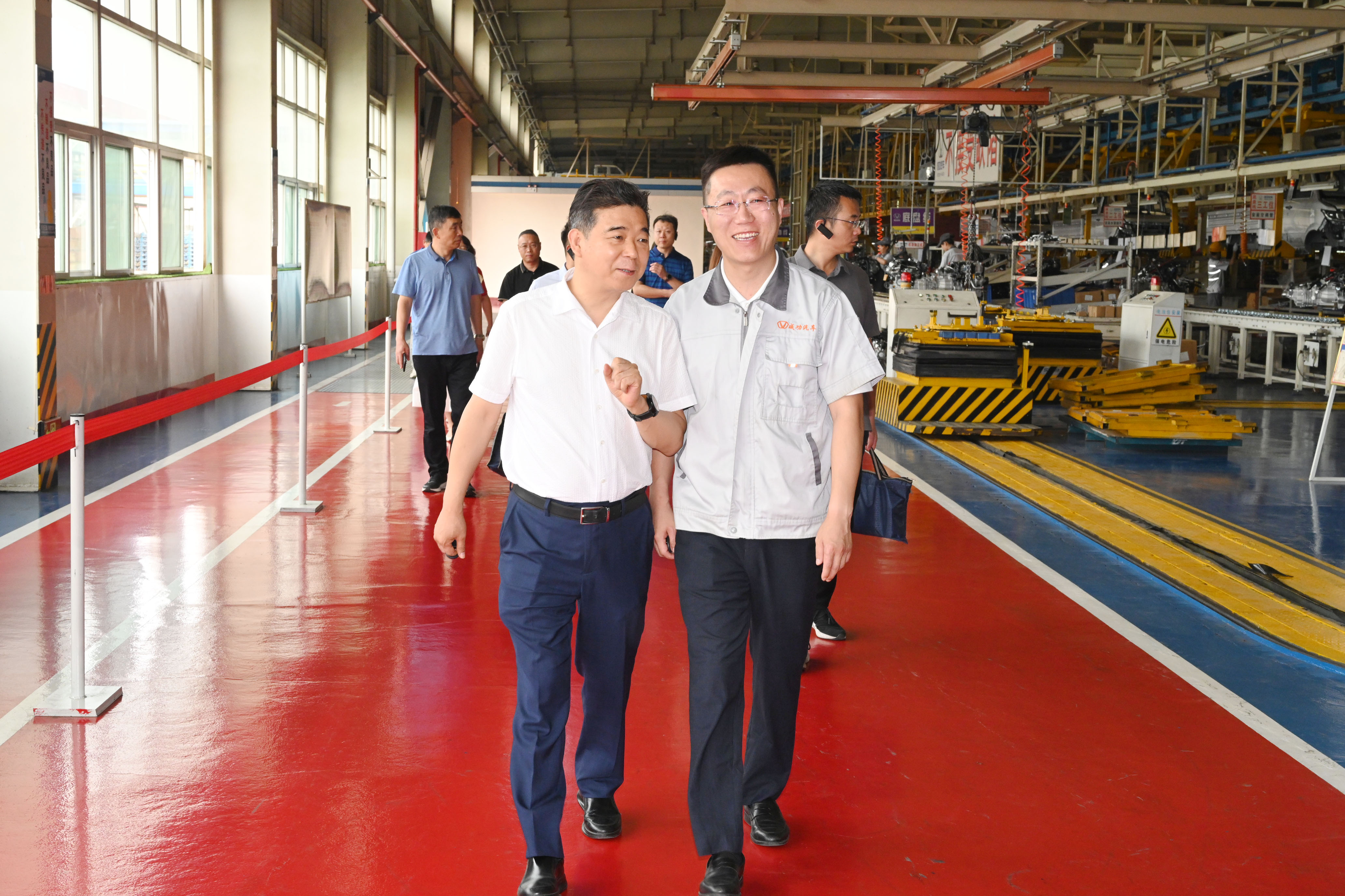 省委督查室督导服务组到成功汽车考察调研